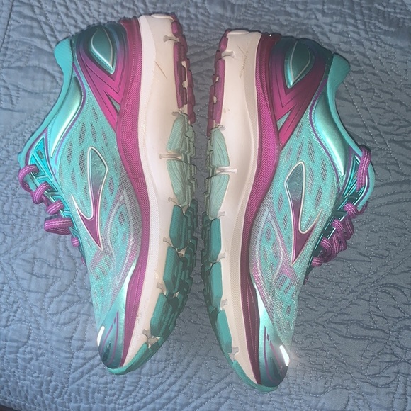 BROOKS Transcend 3 guide rails super DNA athletic shoes Size 7 - Picture 7 of 11